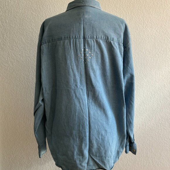 Infinity Fashions Studded Light Wash Denim Button-Down Shirt – XL – 100% Cotton - Picture 4 of 8